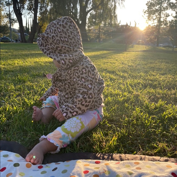 Meet the Posher, Marina M.💕Posh Ambassador💕 - Picture 6 of 8